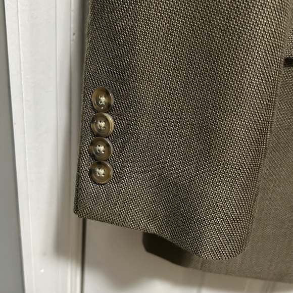 Size 40 R suit - Picture 3 of 8